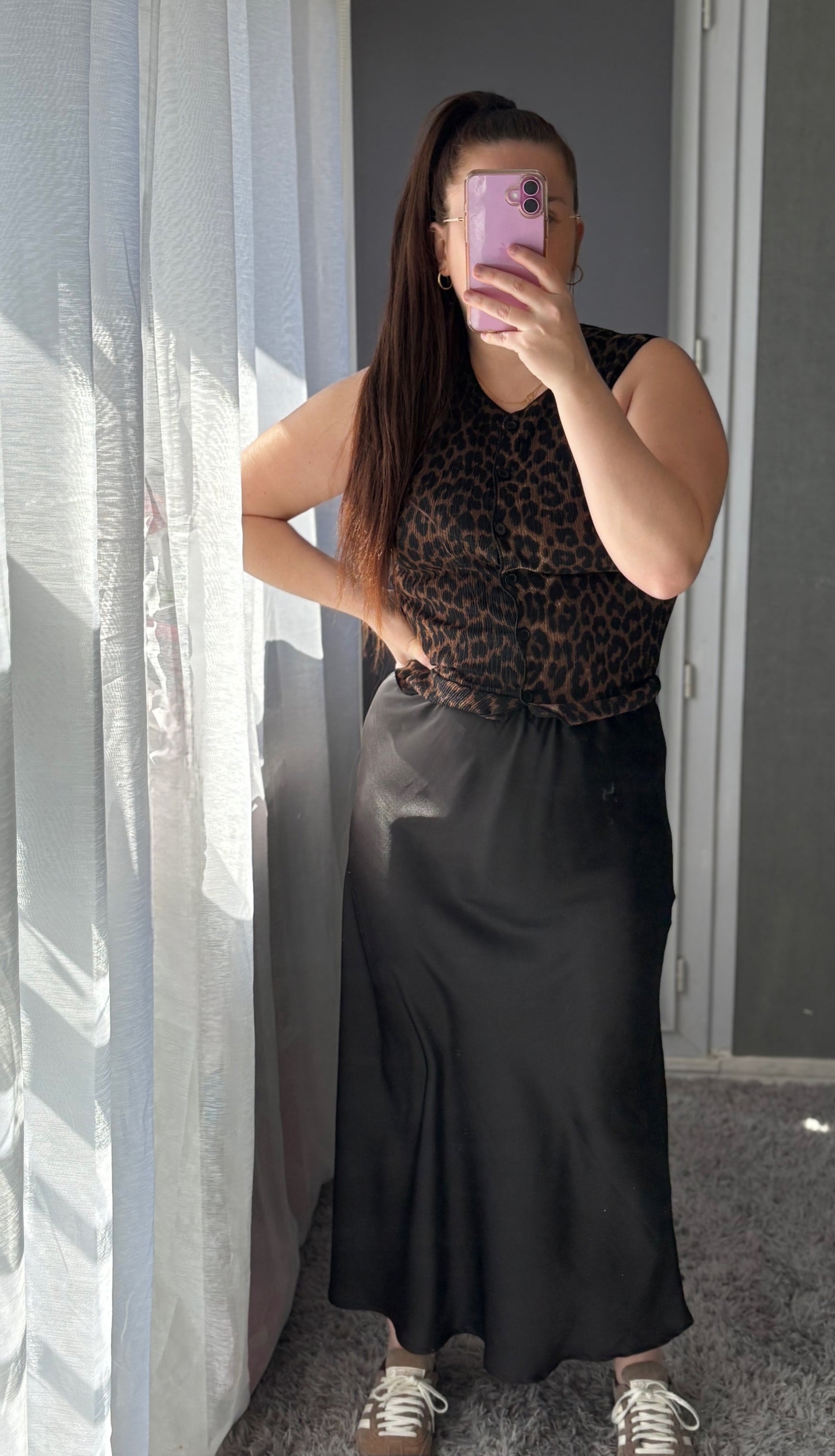 JUPE SATIN NOIR ✨🖤